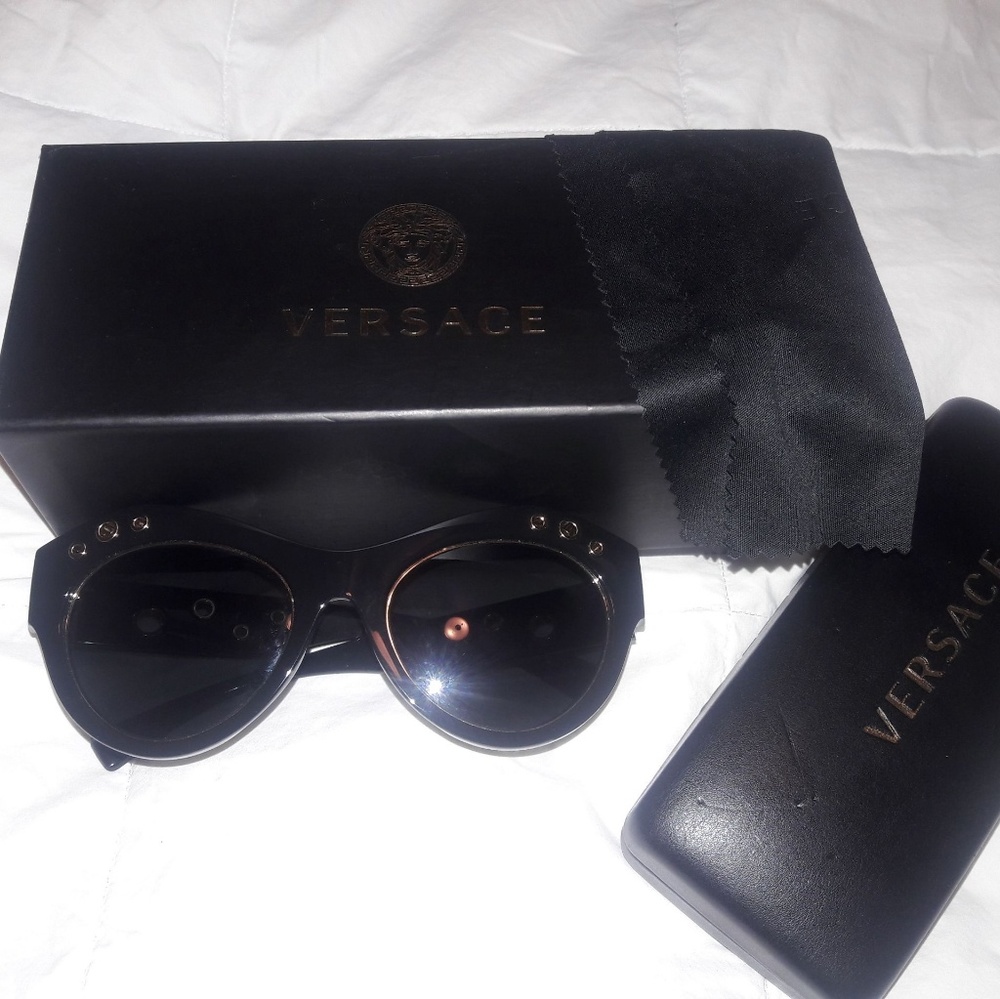 Versace Grommet cat eye Sunglasses